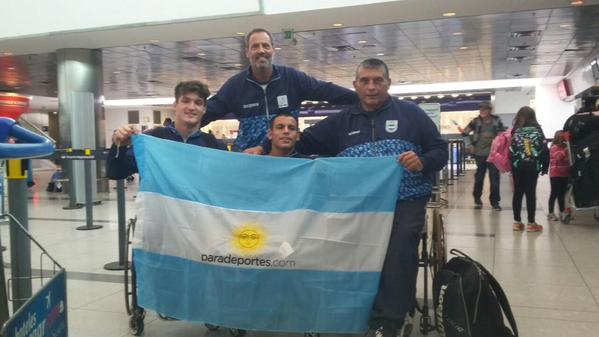 Partió el último grupo hacia Toronto: este jueves, izamiento de la bandera argentina