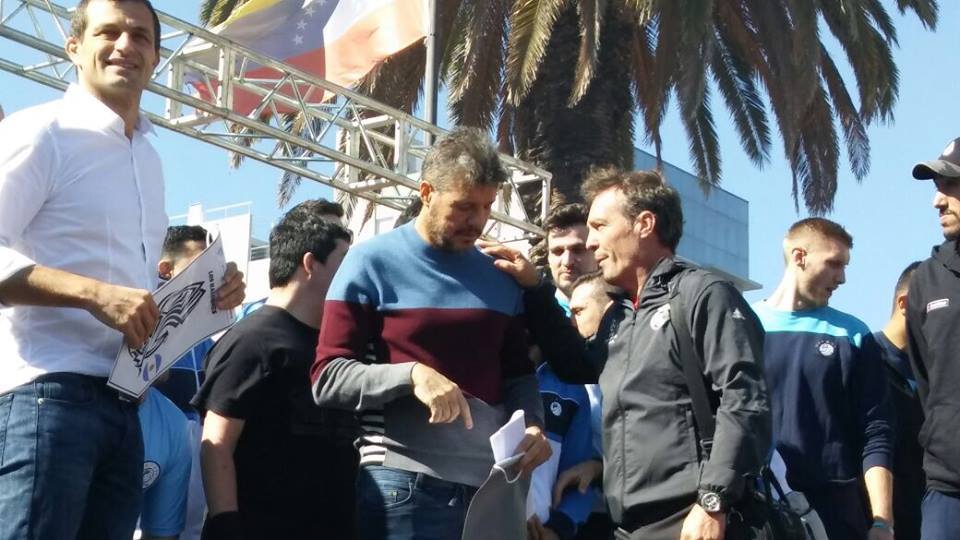 Fútbol PC: Osvaldo Herández con Tinelli, en el Congreso Provincial de Bolívar